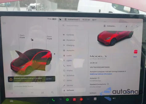 2024 Tesla Model Y Long Range Dual Motor All-Wheel Drive/Rwd z USA, uszkodzony, nr VIN 7SAYGDED4RF116255